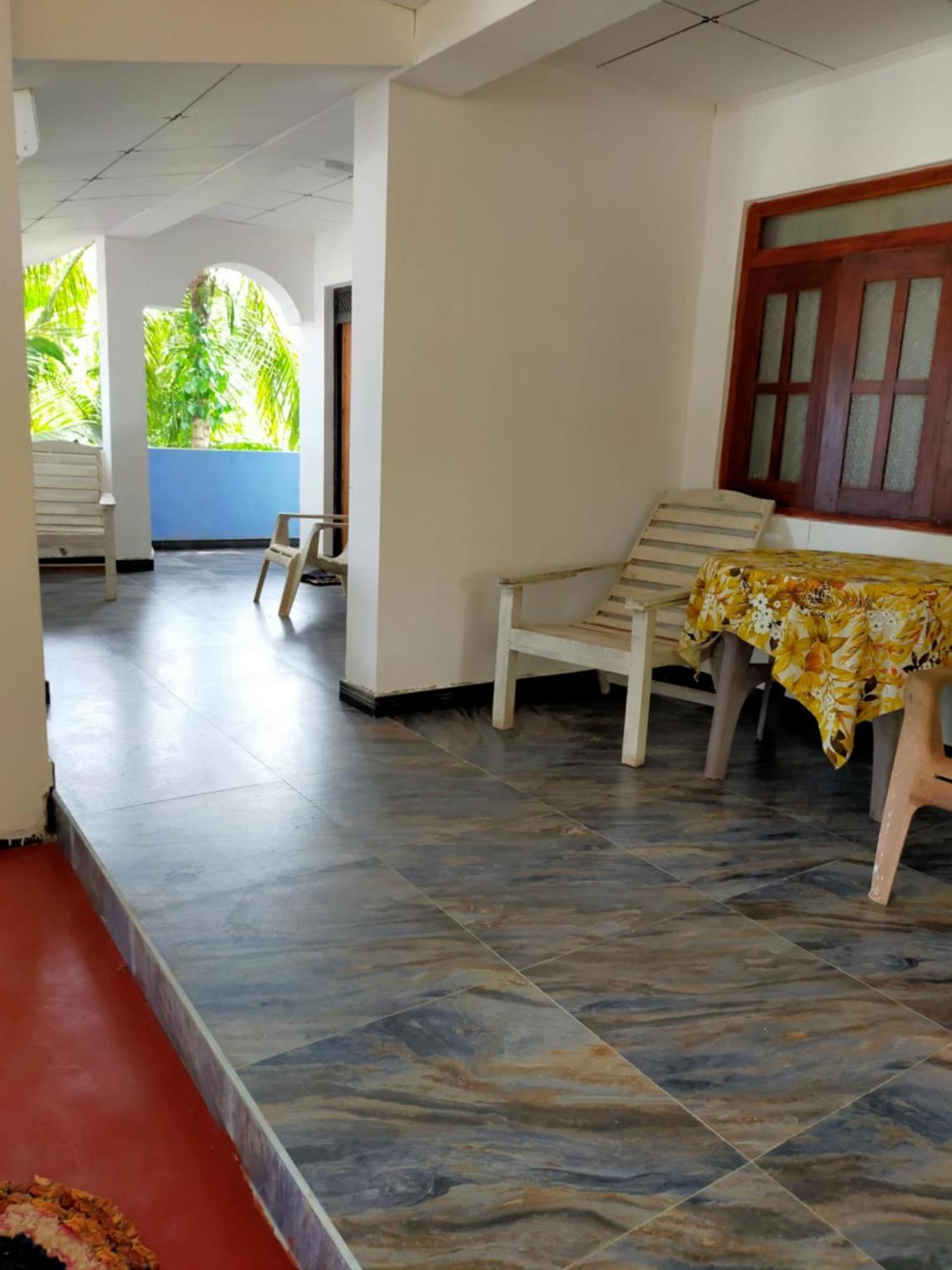Chandi Gaya Beach Guesthouse Tangalle Eksteriør billede
